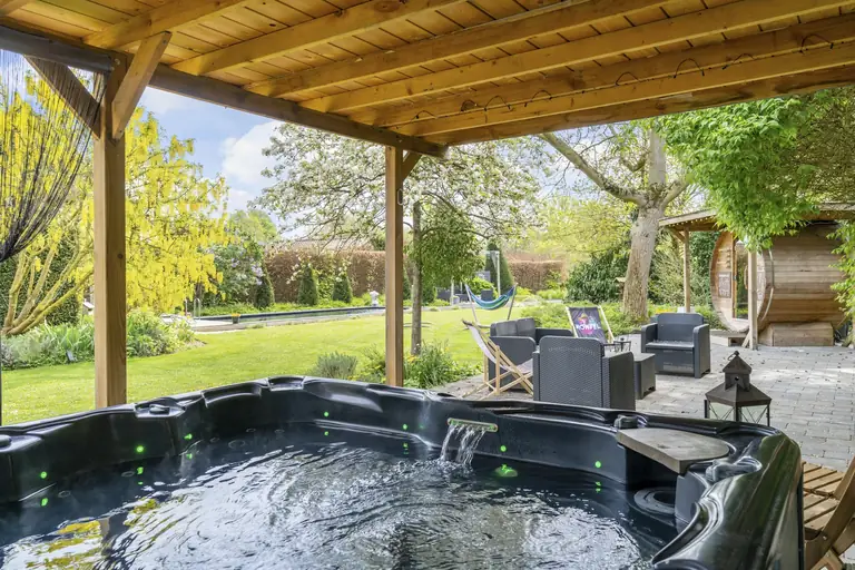 Maas&Mechelen - Bed and Breakfast Maasmechelen