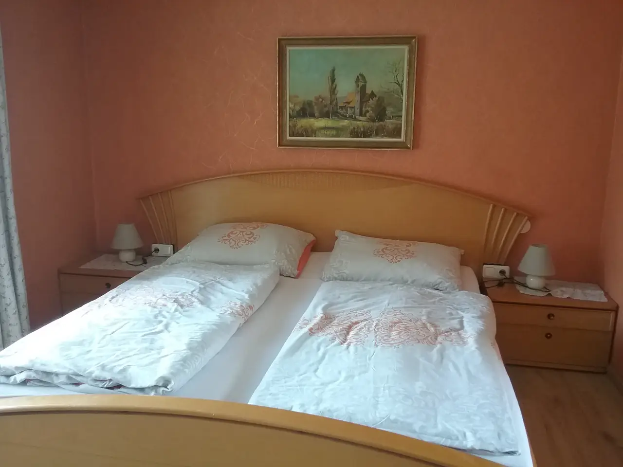 DZ/DU/WC/TV/Balkon mit Frühstück