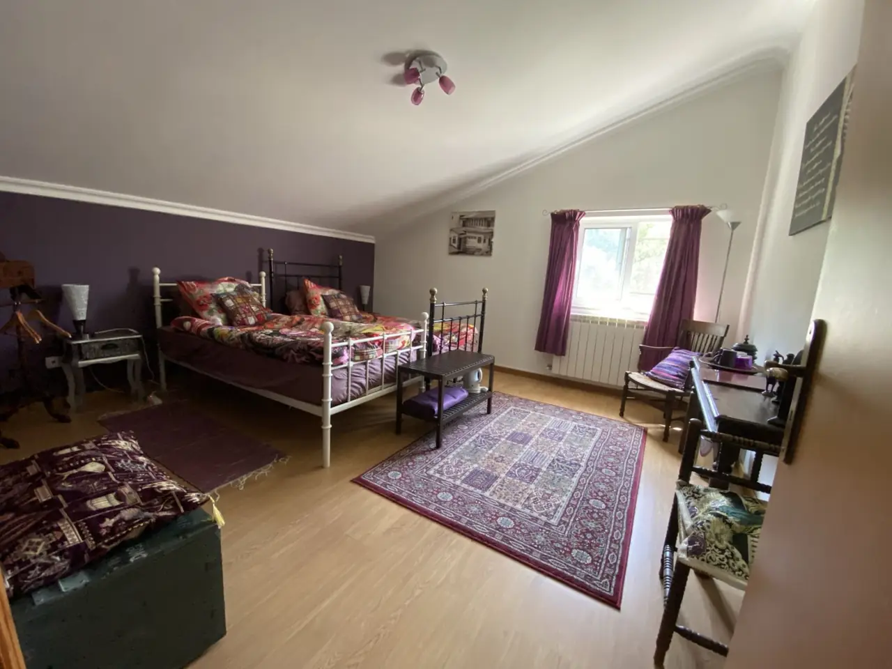 Far East kamer