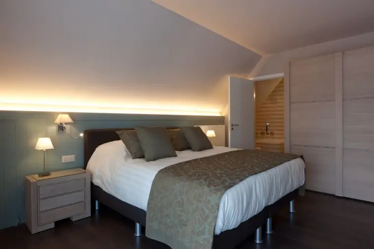 ROMANTIC ROOM
