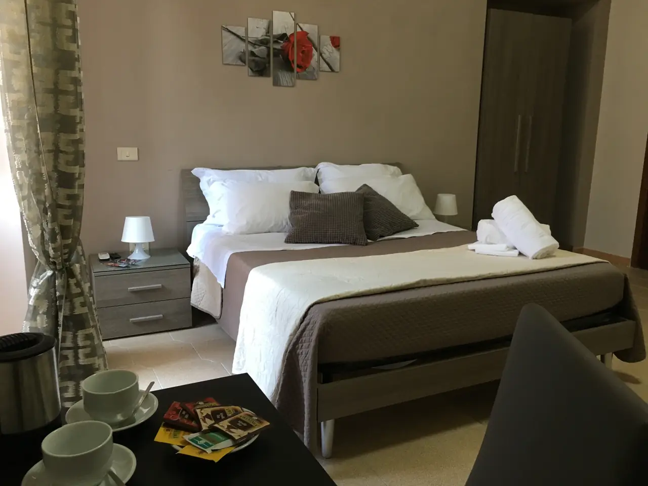 Soggiorno Paradiso - B&B Napoli