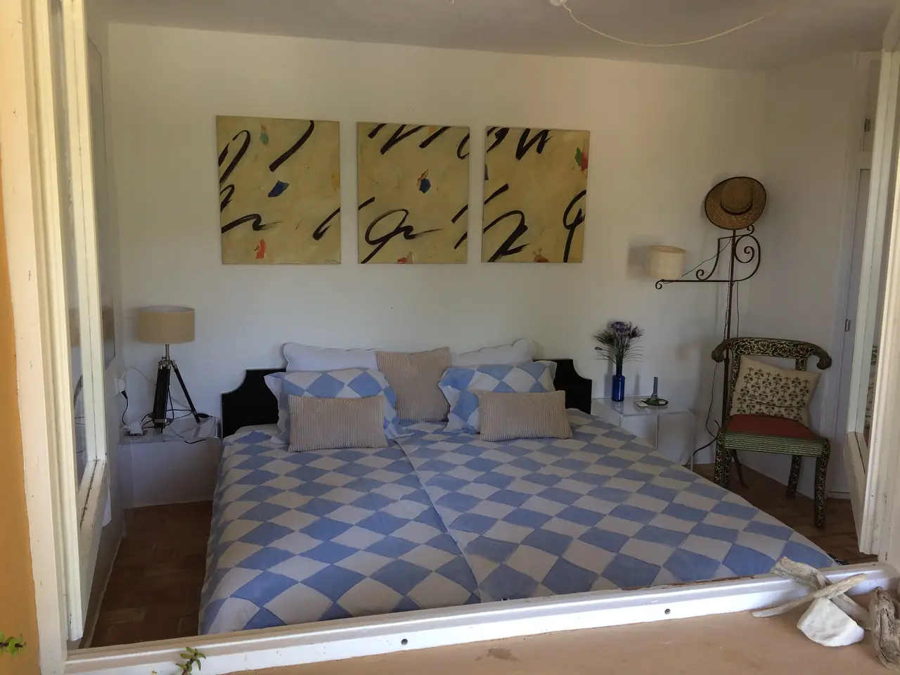 Contemporary studio
