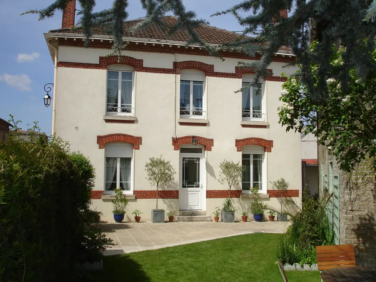 No. 8 Bed & Breakfast - Chambres d’hôtes Mailly-Champagne
